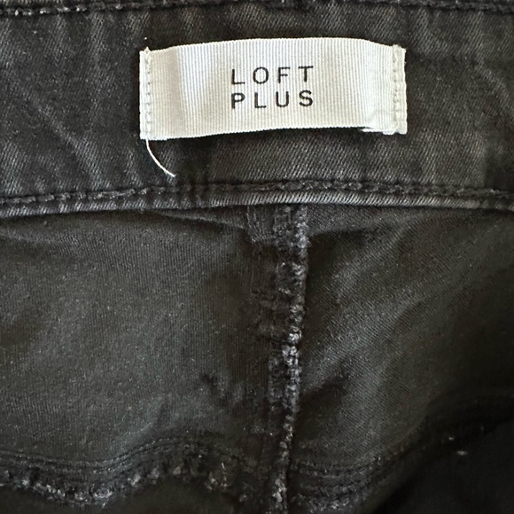 LOFT PLUS Modern Skinny Jean Stretch Denim Pant, Black Dark Gray, Size 18 - Picture 2 of 5